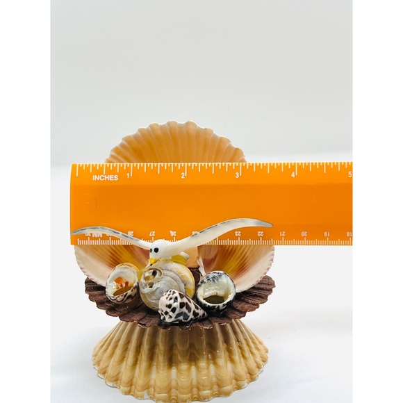 Seashell Figurine w Carved Seagull Vintage Handmade Folk Art 70-80's Cottagecore - Picture 10 of 11